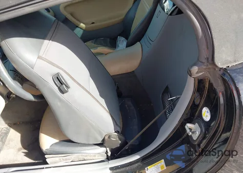 2006 Pontiac Solstice z USA, uszkodzony, nr VIN 1G2MB33B06Y111236